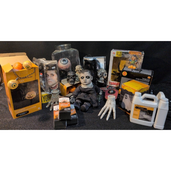 Halloween Lot With Props, Decor, and Lighting