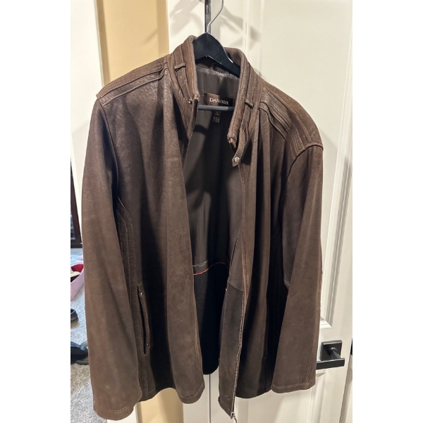 Danier XXL  Leather Jacket 