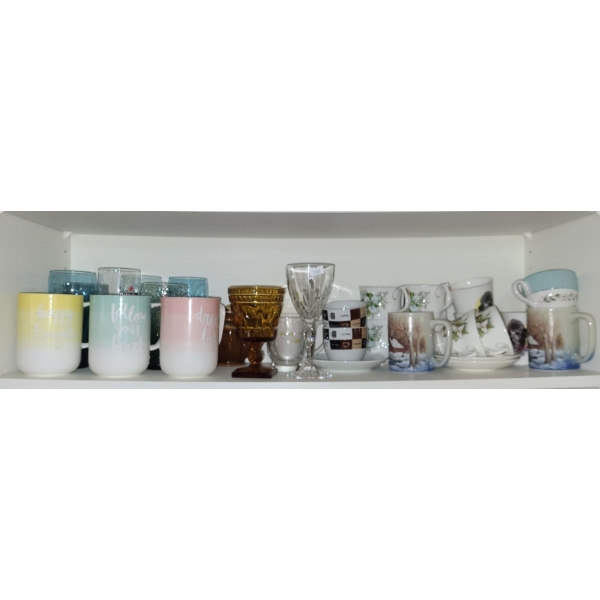 Assorted Kitchenware Including: Teapot, Mugs, Glasses, Royal Albert "Trillium" X4 Cups and More!