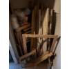 Image 1 : Antique loom owner confirms that all the pieces are there, but has to be assembled great project pie