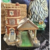 Image 10 : Stained Glass Rooster Lamp, Storage Basket, Frame, and Lighthouse Ceramic Piece