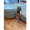 Image 5 : Limoges Porcelain Dinnerware Collection White/22K Gold Trim
