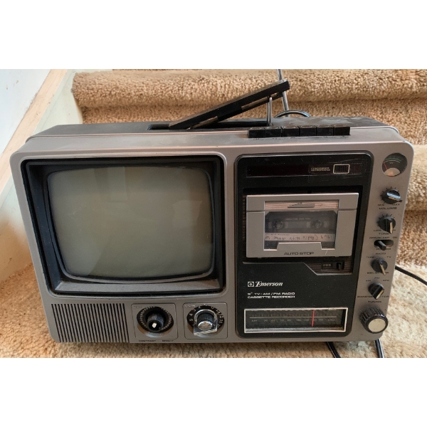 Emerson TV AM/FM Radio Cassette Recorder Mo.EBT91