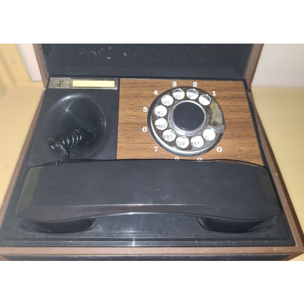Vintage Northern Electric Rotary Dial Desk Phone in Case 10.5 W, 8 D, 5 T