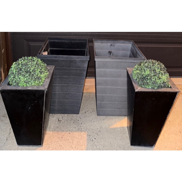 4 Durable Square Top Garden Planters 26T