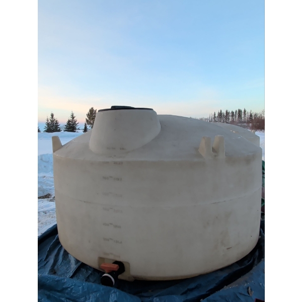 Polyethylene Vertical Liquid Storage Tank - See Photo For Volume 