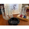 Image 2 : 4 cowboy boot glass mugs, vintage ashtray, cowboy print, vintage poker chips, cowboy framed print