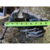 Image 4 : Industrial Floor Scrubber and Tabletop Vise with Measurements