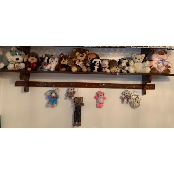 Assorted Teddy Bears & Stuffed Animals