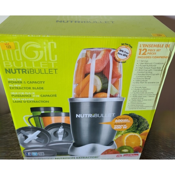 Magic Bullet Nutribullet Model 12 Piece Set  (New in Box)