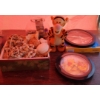 Image 1 : Fishbowl of Marbles, Tigger Plush, Winnie and Marvin the Martian Clocks, Seashells