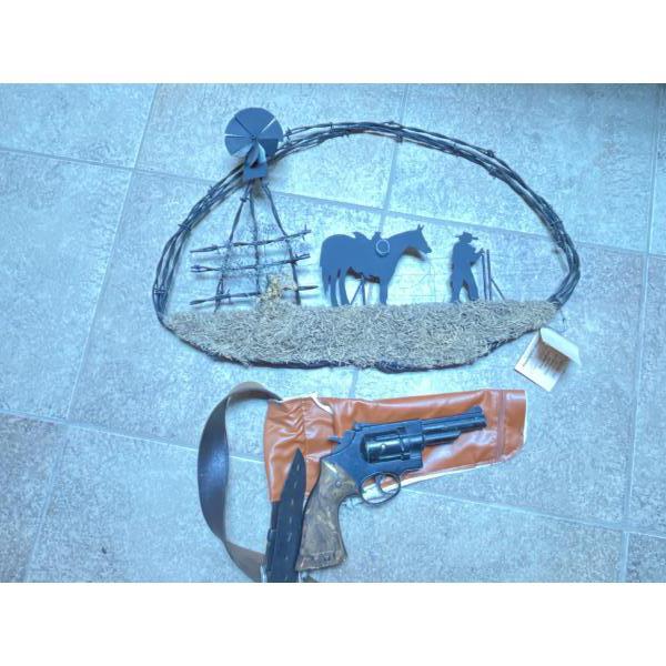 Vintage Hat, Belt With Replica 6 Slinger With Painting 