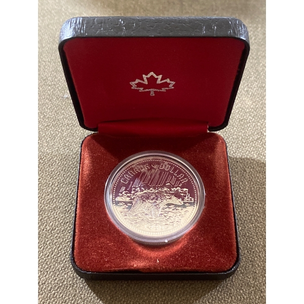 1980 Canadian Commemorative Silver Dollar in Original Case