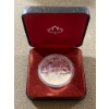 Image 1 : 1980 Canadian Commemorative Silver Dollar in Original Case