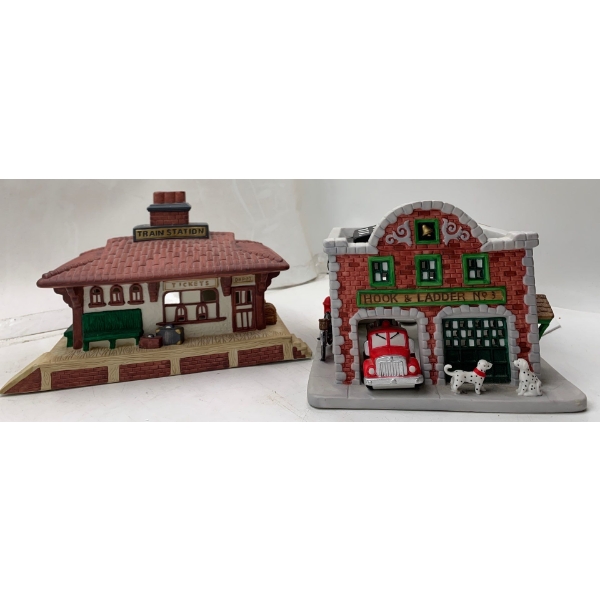 Partylite - Fire Station & Train Station 