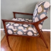 Image 3 : Sturdy Accent Chair W/ Circle Pattern 29"w 26"d 44"tall