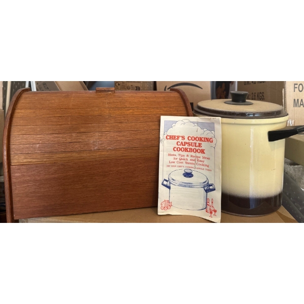 Vintage Rolltop Bread Box 10T w/ Steam Cooker & Cookbook