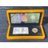 Image 1 : 2004 Canada $1 The Elusive Loon Limited-Edition Coin & Stamp Set.