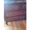 Image 4 : 7-Drawer Wood Dresser with Pivoting Triple Panel Mirror and Brass Hardware