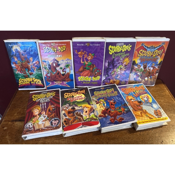 Scooby Doo & Shaggy Are Back w/ More Laughs In This 9 Piece VHS Set