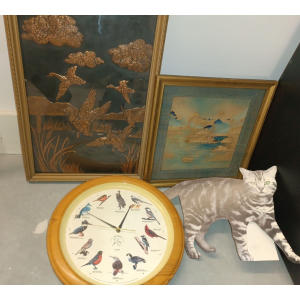 Assorted Home Decor  Clock  Wall Hangings KittyKat