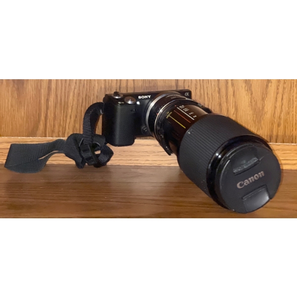 SONY NEX-5N HD Camera w/ Vivitar Mo.22855749 70/210mm 1:35 Lens 