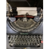 Image 3 : Antique Lion Typewriter in case