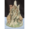 Image 4 : Hand Carving 'The Woodcutters Cottage' By David Winter 