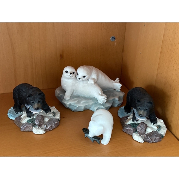 Bear Themed Home Decor w/ Seal Figurine