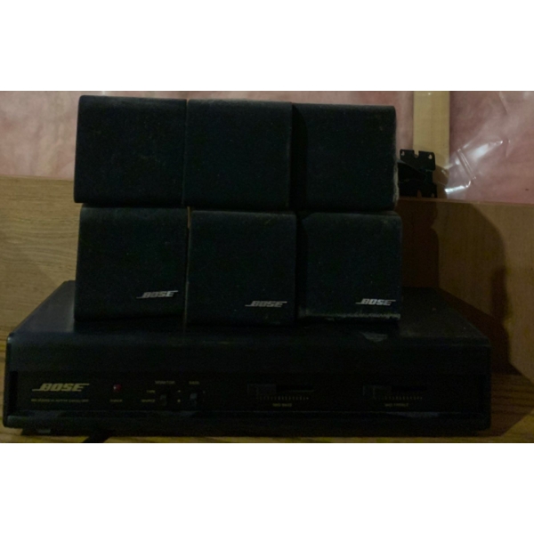 Bose Equalizer w/ 3 Double Mountable Speakers Mo.A80046C
