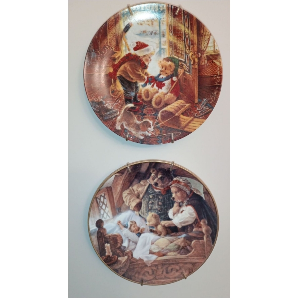 Classic Fairy Tales "Goldilocks & The Three Bears" Collectors Plates 9" diameter