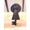 Image 5 : Cast Iron Skeleton Key and Keyhole Decor Piece