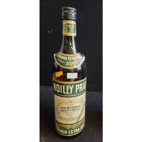 Noilly Prat extra Dry Vermouth - French Spirit.