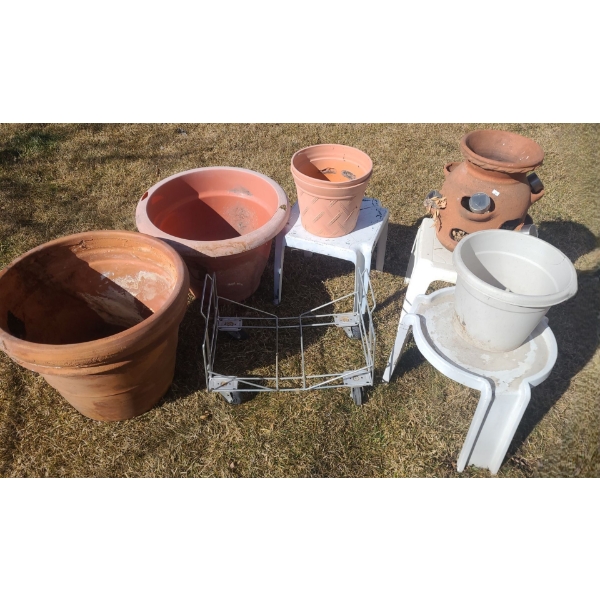 Outdoor Side Tables 16 W, 16 D, 16 T and Pots- Largest: 22" Diameter, 20 T