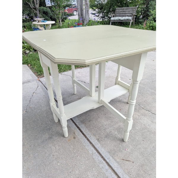 Antique Gateleg Folding Table with Painted Finish
