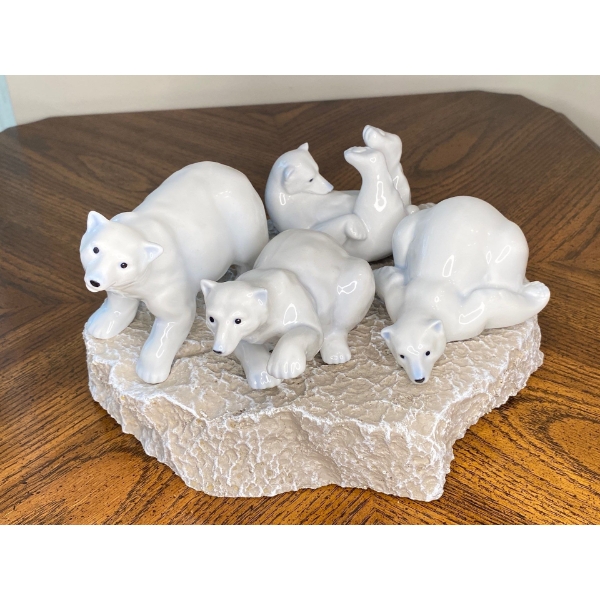 Porcelain Polar Bears 10W