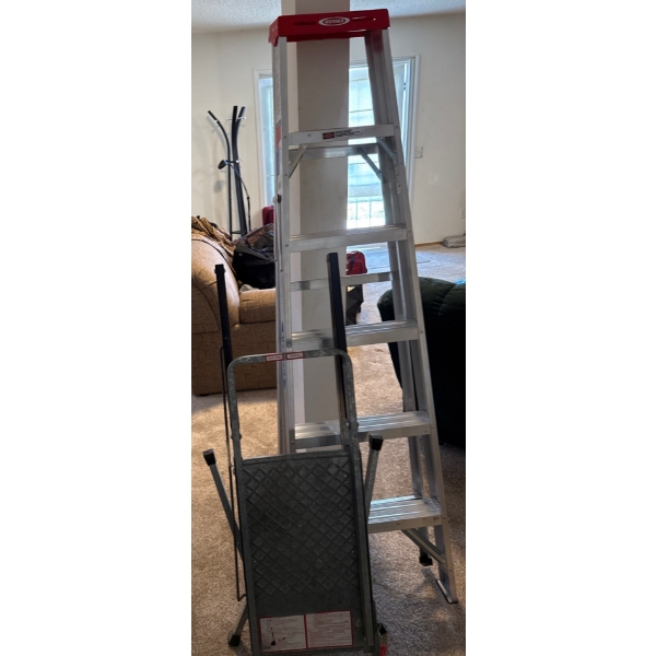 6" Aluminum A Frame Ladder w/ Metal Folding Work Platform 