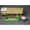 Image 1 : Powder Scale