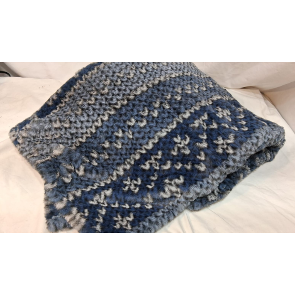 HEATED THROW (SLIGHTLY USED)