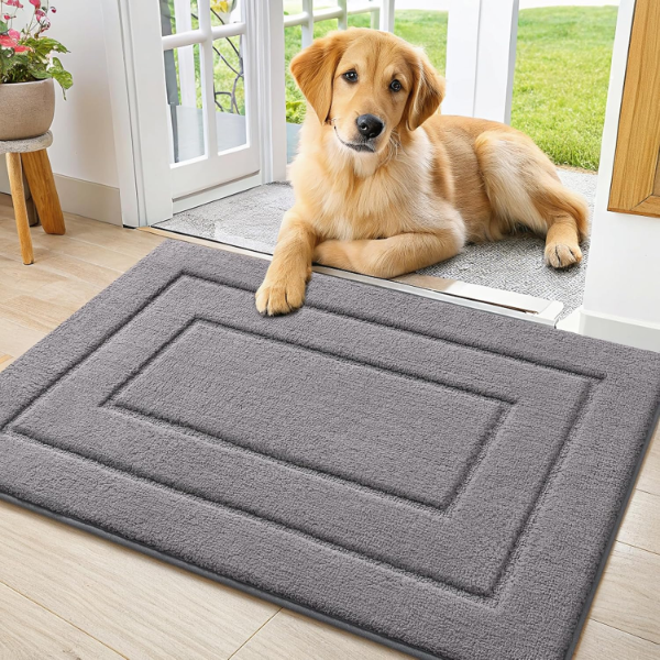 SMIRY DOG DOOR MAT FOR MUDDY PAWS INDOOR ENTRANCE