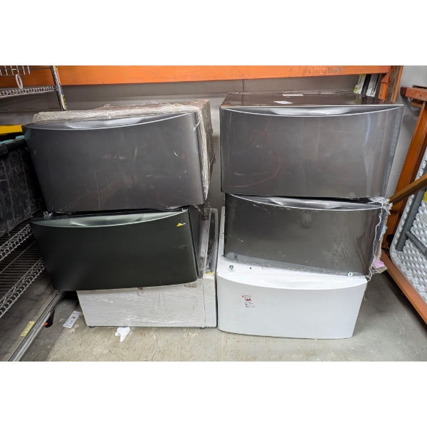 6 UNITS - ELECTROLUX LUXURY-GLIDE PEDESTAL -U