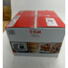 Image 4 : T-FAL 4 SLICE DIGITAL TOASTER, STAINLESS STEEL -U