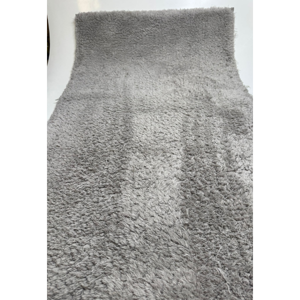 SHAG LIGHT GREY AREA RUG 54X24 (SLIGHTLY USED)
