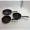 Image 2 : T-FAL CERAMIC NON-STICK SKILLET 3-PIECE SET -U