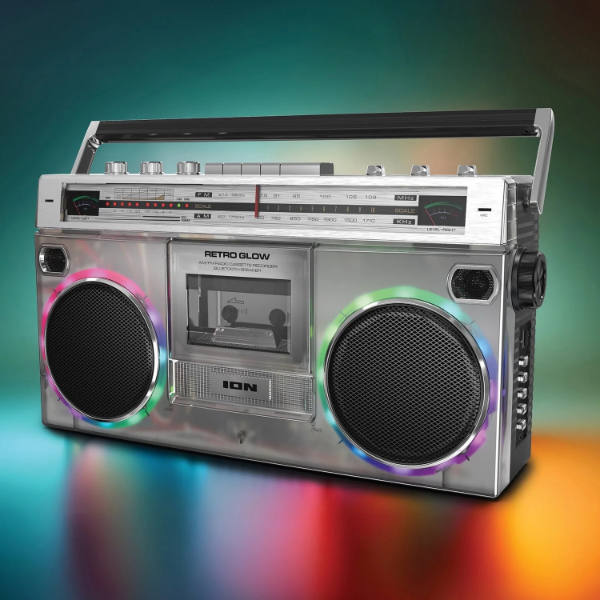 ON RETRO GLOW BLUETOOTH CASSETTE/RADIO BOOM BOX WITH LED LIGHTS  (NEW)
