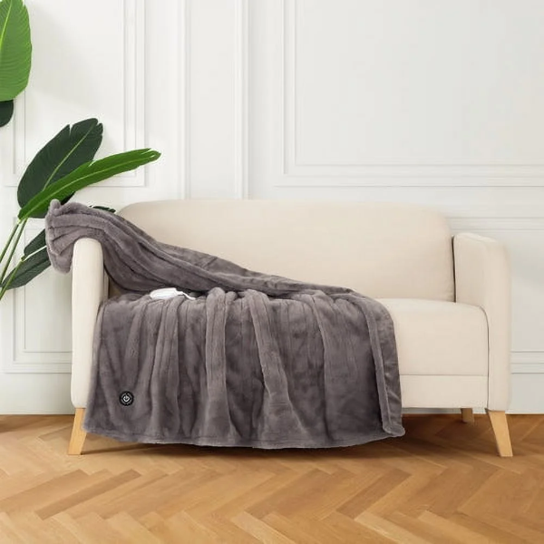 BERKSHIRE LIFE HEATED THROW, GREY (USED)