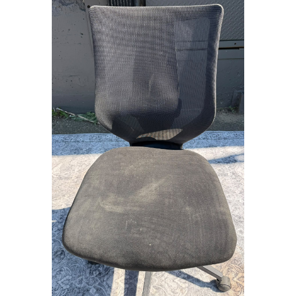 TRUE INNOVATIONS MESH CHAIR -U