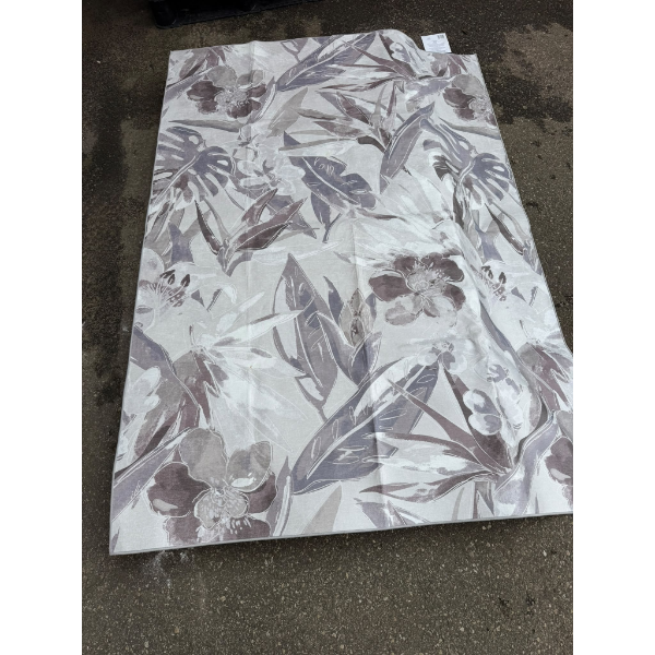 TOMMY BAHAMA INDOOR & OUTDOOR AREA RUG 84X60 -SU