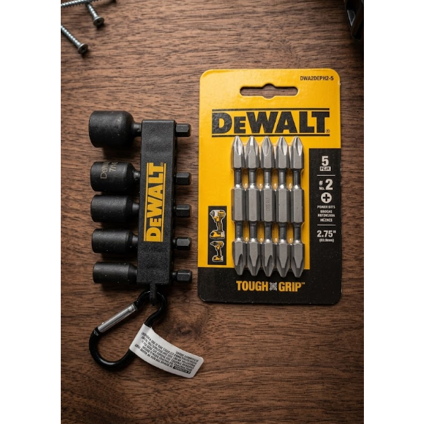 DEWALT Impact Ready Bit Set: #2 Phillips Power Bits and Nut Driver Set with Keychain Clip
