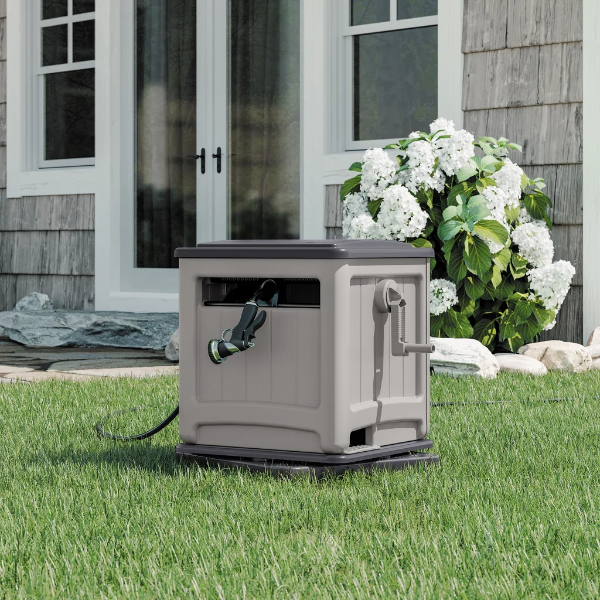 SUNCAST 225 FT. SWIVEL SMART TRAK HOSE HIDEAWAY -SU